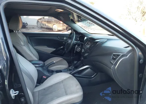 2013 Hyundai Veloster Base W/Gray from USA, damaged, VIN KMHTC6AD6DU086899